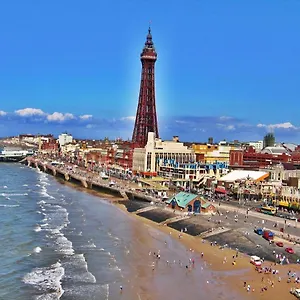 The Driftwood 3* Blackpool
