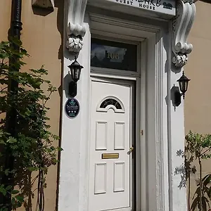 Swan Lake Bed & Breakfast