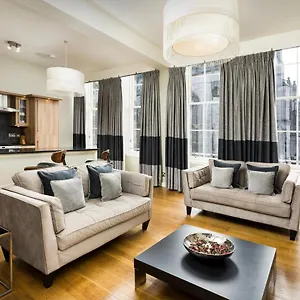 St Giles Aparthotel