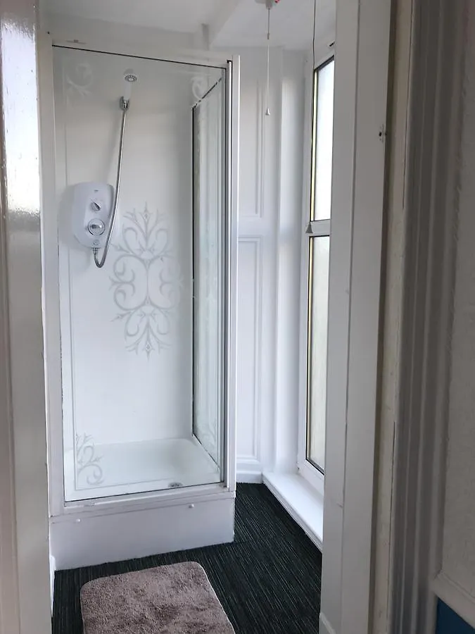 Gilmore Guest House 3*, Edinburgh